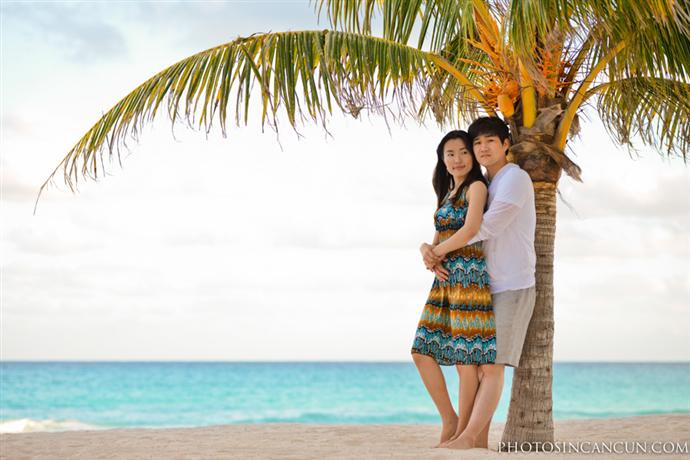 http://www.photosincancun.com/wp-content/uploads/2014/09/Korean-Honeymoon-in-Cancun_05.jpg
