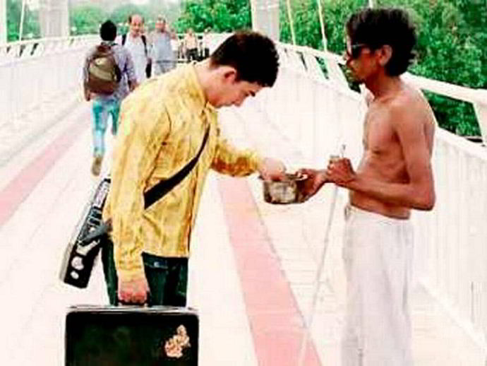 aamir-pk-beggar