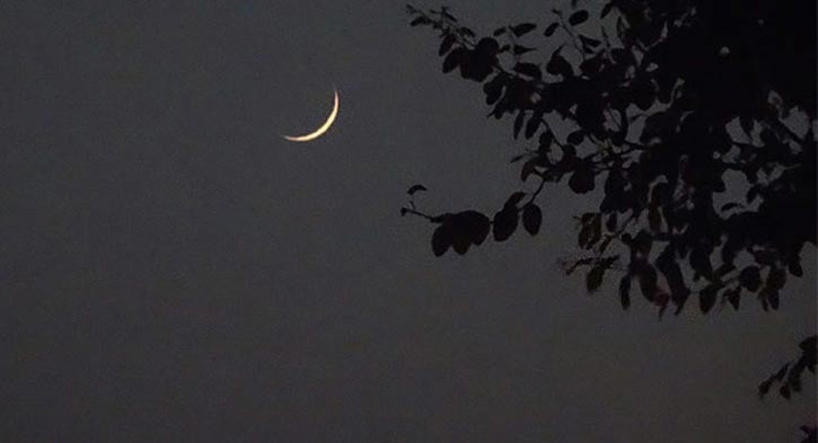 eid-moon