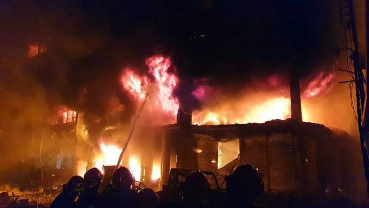 fire-in-dhaka