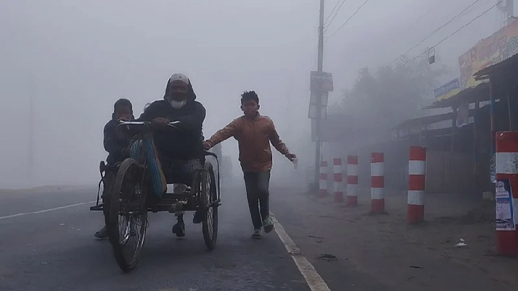 হাড় কাঁপানো শীতে বিপর্যস্ত কুড়িগ্রামের জনজীবন