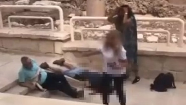 ফিলিস্তিনি ভেবে ইসরায়েলি দুই পর্যটককে গুলি