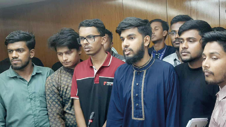 আন্দোলন চালিয়ে যাওয়ার ঘোষণা পলিটেকনিক শিক্ষার্থীদের