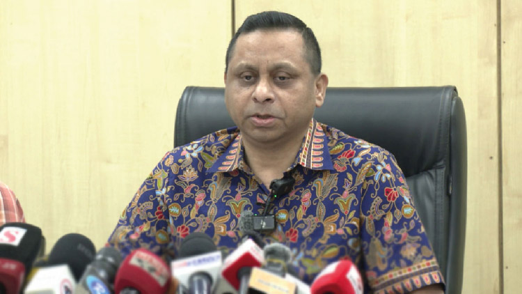 সরানো হলো ডিবি প্রধানকে