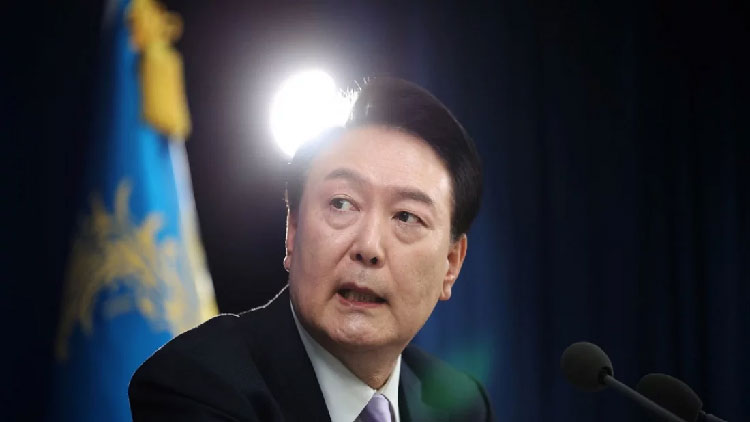 পদচ্যুত হলেন দক্ষিণ কোরিয়ার প্রেসিডেন্ট