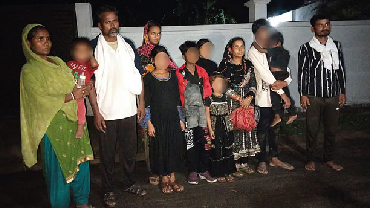 ৪ জেলার সীমান্তে ৮৫ জনকে ঠেলে পাঠাল বিএসএফ