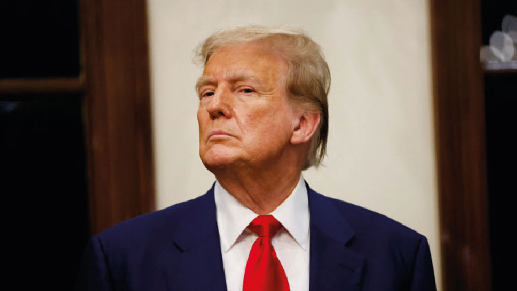 সময়ে চুক্তি না করলে ১৫০ দেশের ওপর শুল্ক বাড়ানোর হুঁশিয়ারি ডোনাল্ড ট্রাম্পের