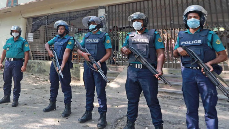 ভারত-পাকিস্তান সংঘাতে সীমান্তের ৩২ জেলায় পুলিশের সতর্কতা