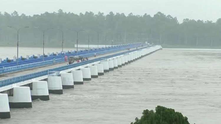 বিপৎসীমার ওপরে তিস্তার পানি, চার জেলায় প্লাবনের শঙ্কা