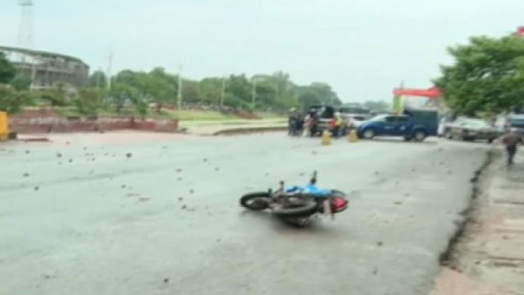 গোপালগঞ্জে এনসিপির সমাবেশ শেষে আবারও নিষিদ্ধ ছাত্রলীগের হামলা